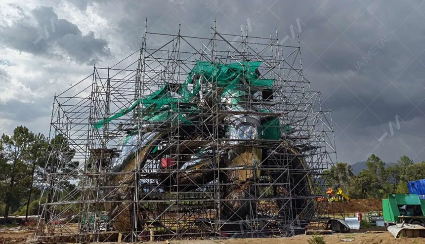 Installation of Large stainless steel sculpture Installation of Large stainless steel sculpture